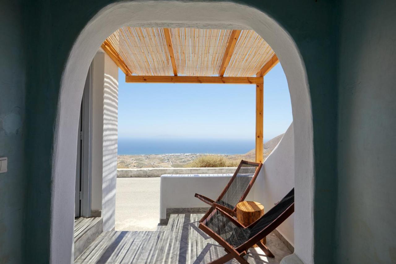 Bluewhite Suites & Villa Santorini Pyrgos Kallistis Exterior photo