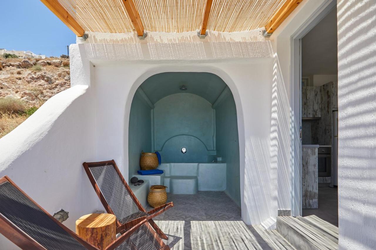 Bluewhite Suites & Villa Santorini Pyrgos Kallistis Exterior photo