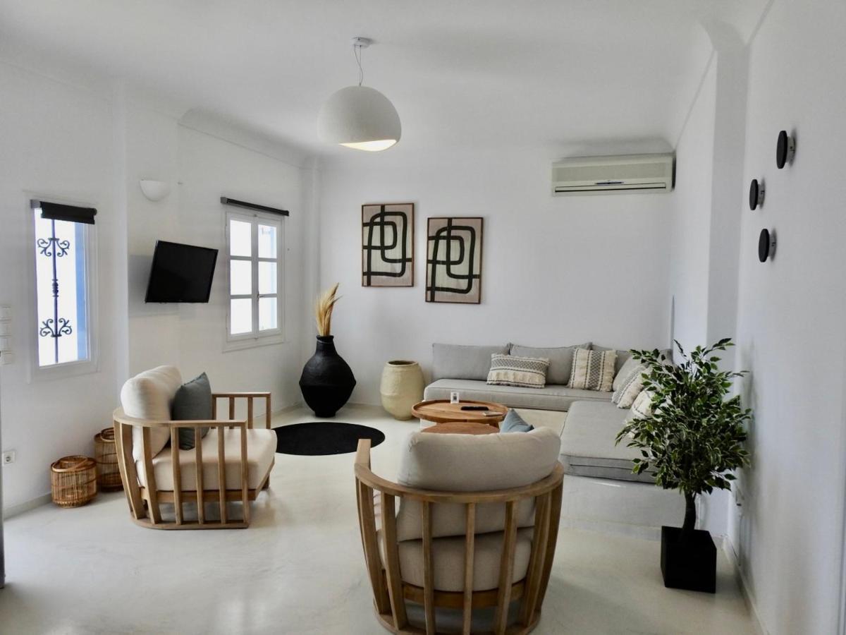 Bluewhite Suites & Villa Santorini Pyrgos Kallistis Exterior photo