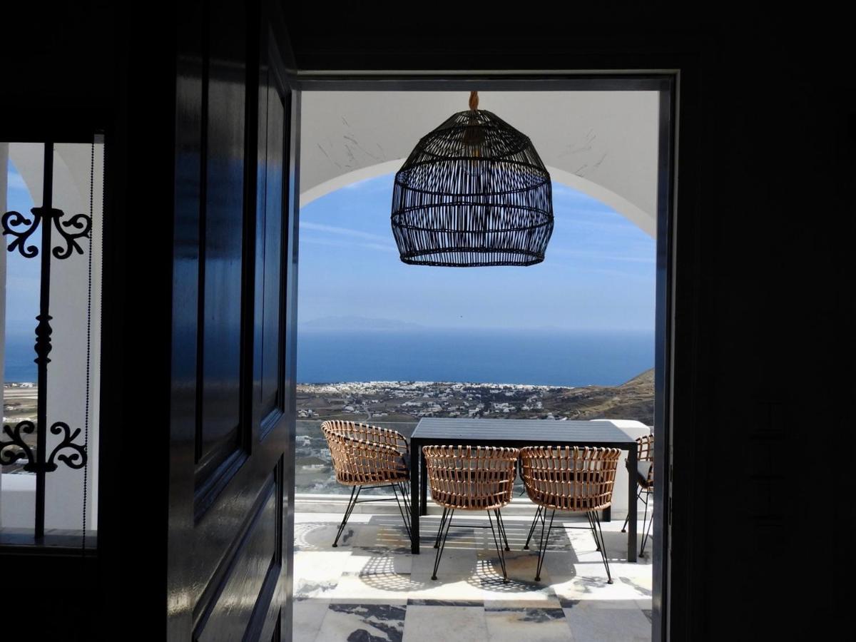 Bluewhite Suites & Villa Santorini Pyrgos Kallistis Exterior photo