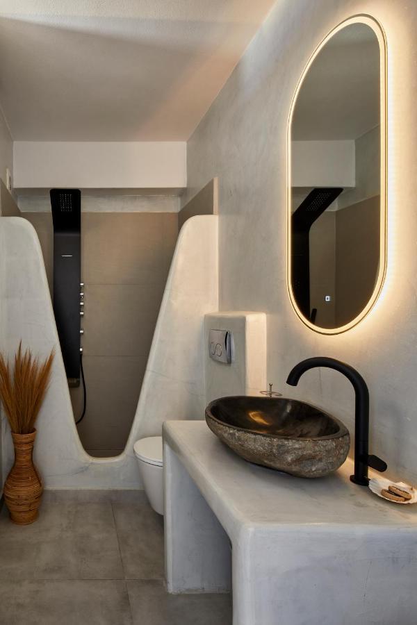 Bluewhite Suites & Villa Santorini Pyrgos Kallistis Exterior photo