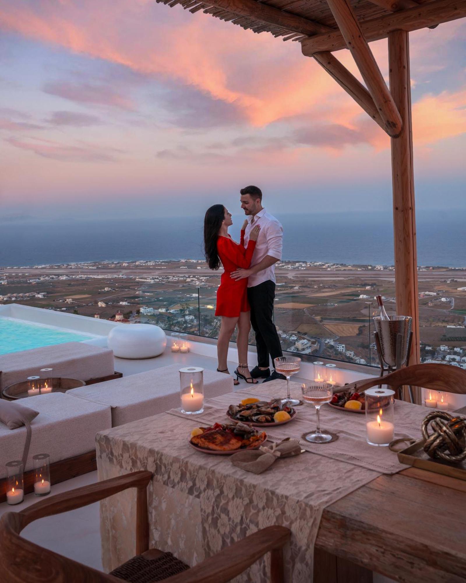 Bluewhite Suites & Villa Santorini Pyrgos Kallistis Exterior photo